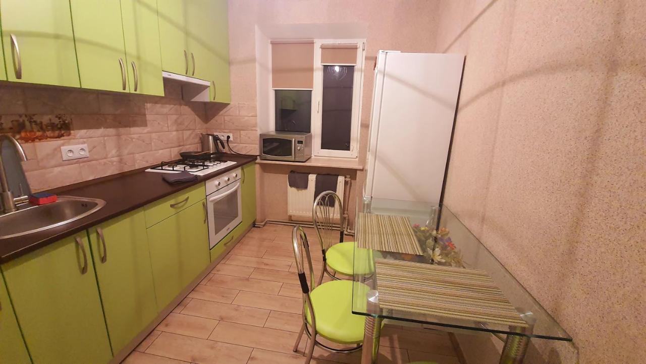 Appartement Center à Lutsʼk Extérieur photo